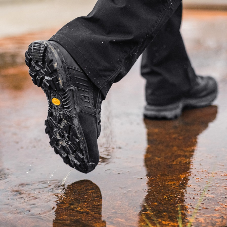 șurub Percutor 4.5 Black Danner